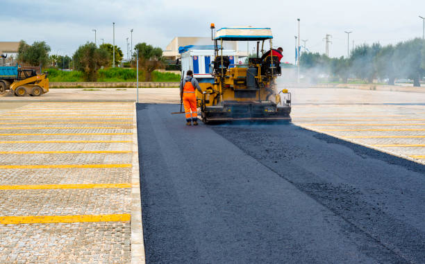 Best Driveway Paving Contractor  in Hanover Park, IL